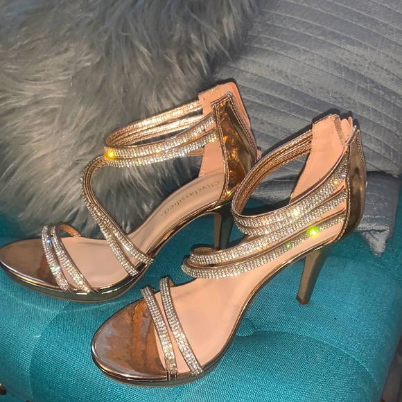 Rose Gold Diamond Heels From Windsor 